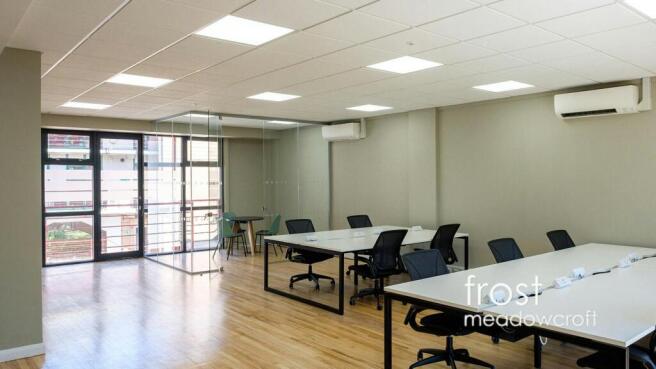 Plaza 535 Kings Rd ChelseaSW10 Office west london i.jpg
