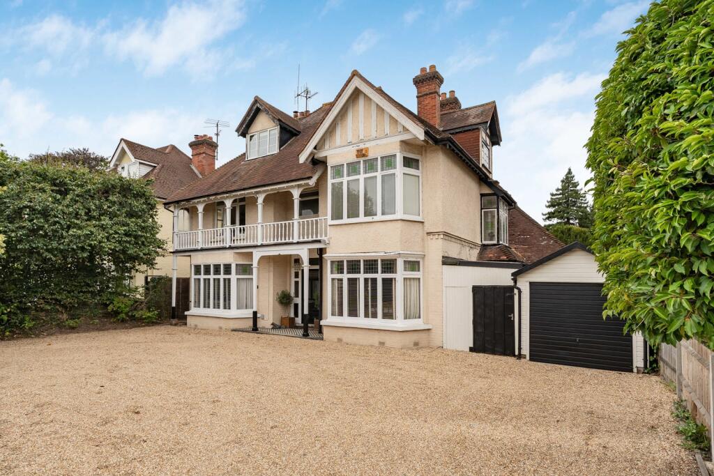 Main image of property: Guildford Road, Woking, Surrey, GU22