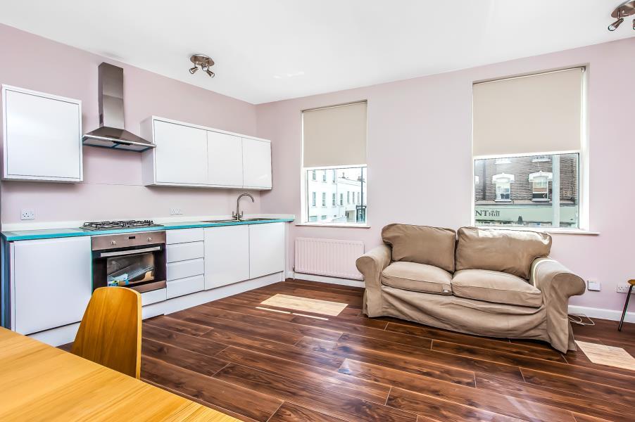 Main image of property: LAVENDER HILL, SW11
