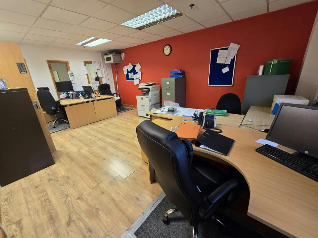 Office 1