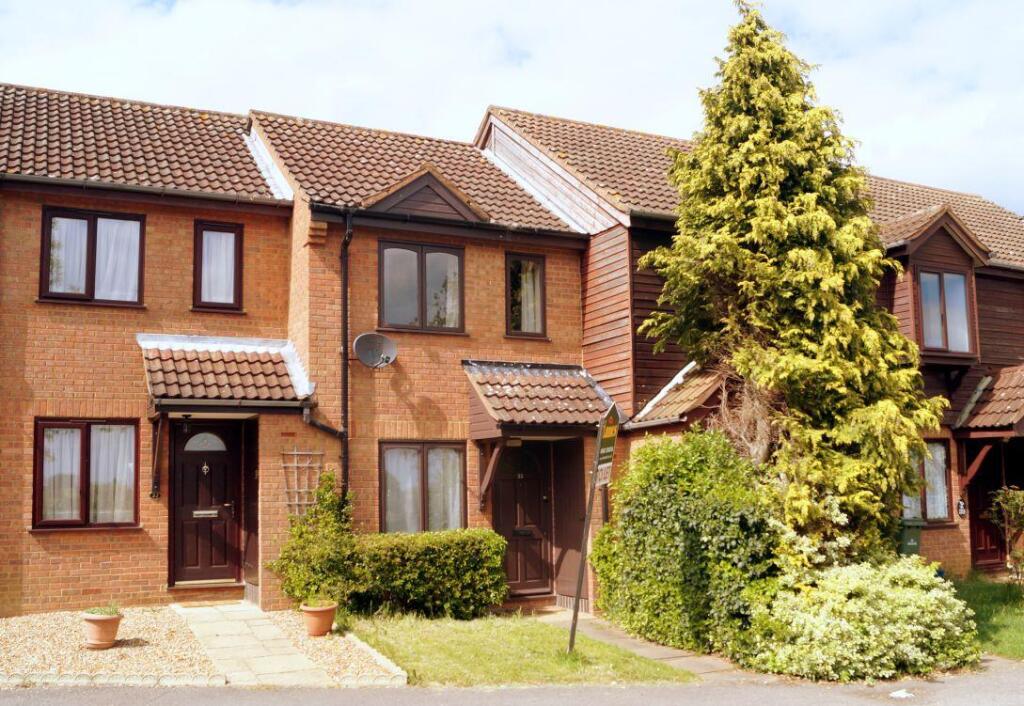 Main image of property: Kinross Drive, Barleyhurst, Milton Keynes, MK3