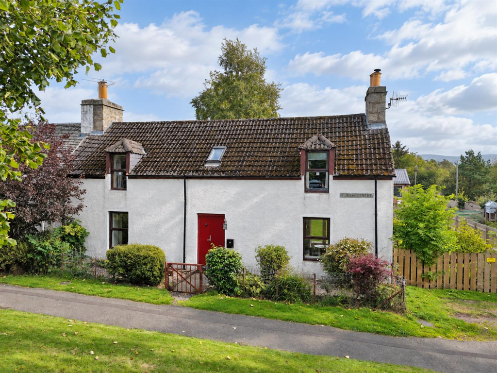 Main image of property: 19 South Street, Grantown on Spey