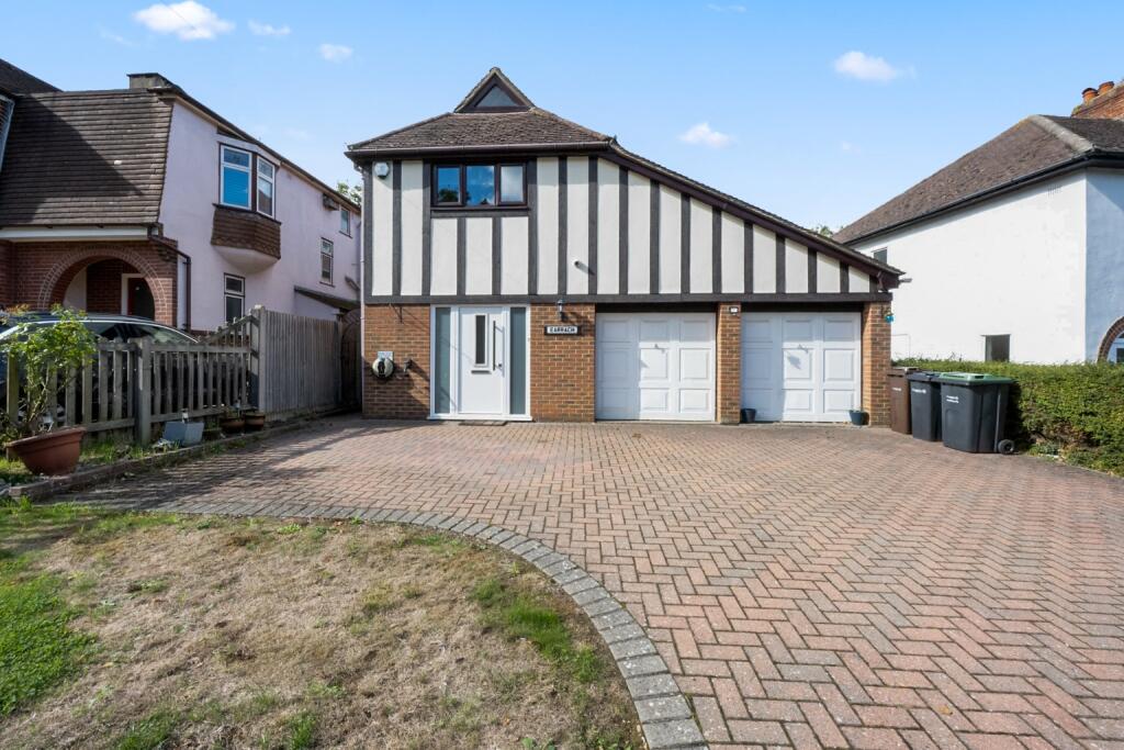 Main image of property: Wrotham Road, Meopham