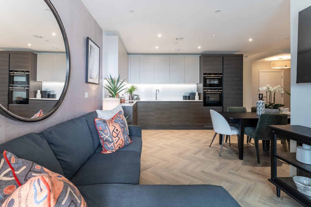 Main image of property: Carlton Vale
London
NW6 5HH