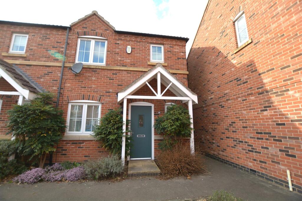 Main image of property: Spire Gardens, Newark