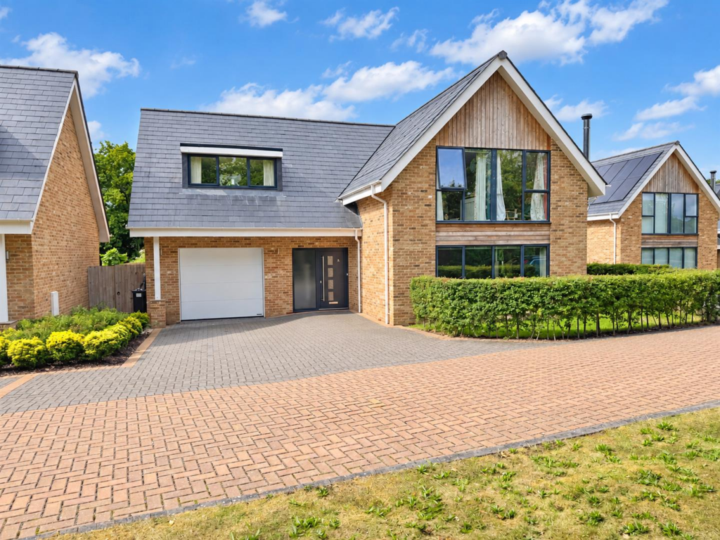 Main image of property: Chapel Lane, Gorsley