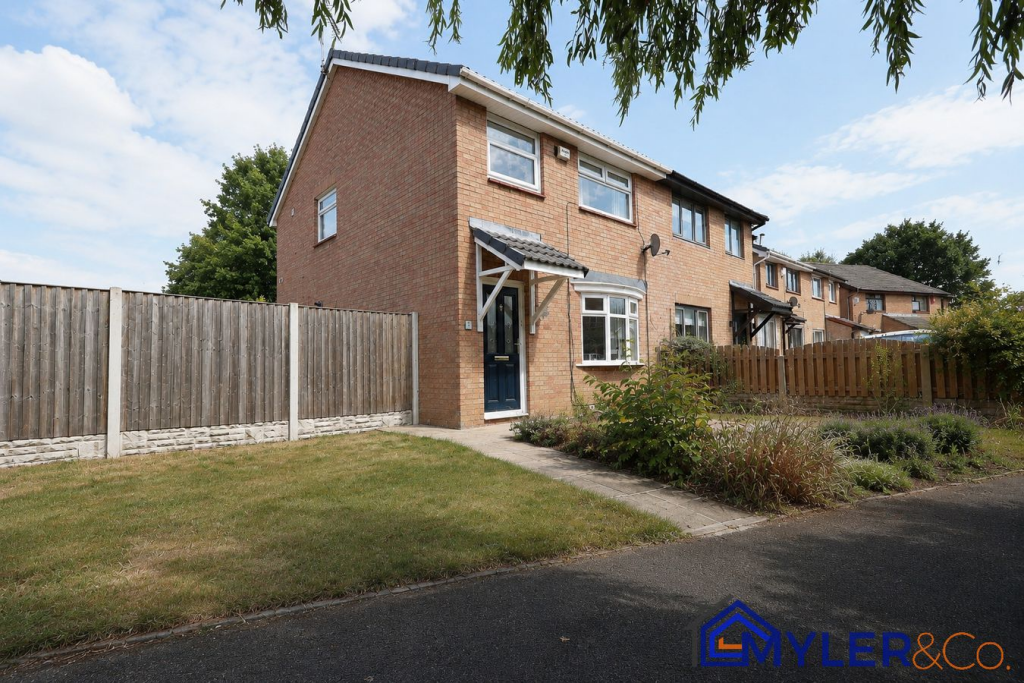 Main image of property: Whernside, Widnes, WA8
