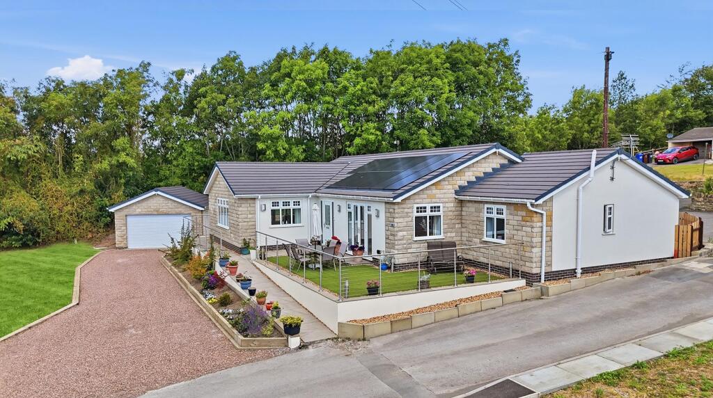 Main image of property: Top Warren, Chapeltown, Sheffield