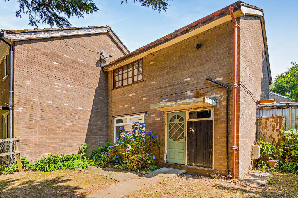 Main image of property: Chandos Walk, Leeds, LS8 1QD