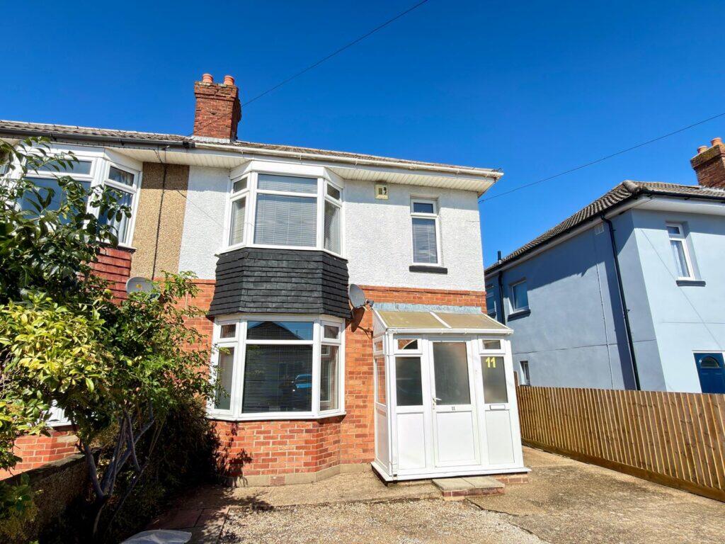 Main image of property: Heaton Road, Bournemouth, BH10