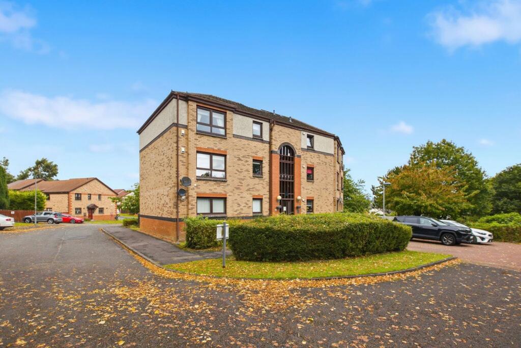 Main image of property: Parkvale Way, Erskine, PA8