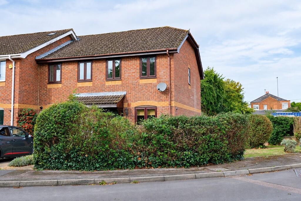 Main image of property: Jacobs Walk, Totton, Southampton, SO40 9JU