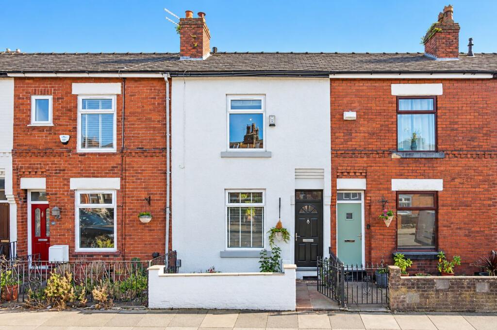 Main image of property: Lansdowne Road, Monton, Manchester, M30