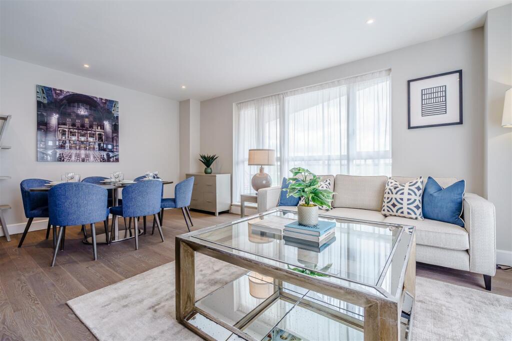 Main image of property: 32 Westferry Circus, London