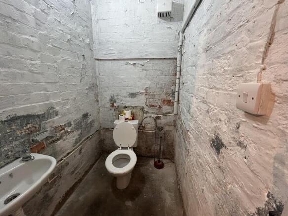 GF WC
