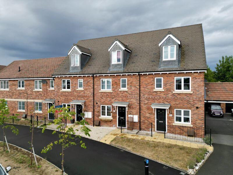 Main image of property: Kingside, Grove, Wantage, Oxfordshire, OX12
