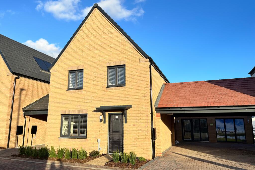 Main image of property: Senliz Road, 
Alconbury, 
Huntingdon, 
Cambridgeshire, 
PE28 4LY