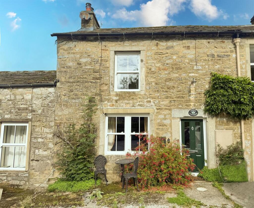 Main image of property: Buckden Court, Buckden, Skipton