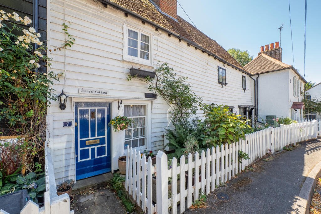 Main image of property: Park Lane, Cheam, Sutton, SM3