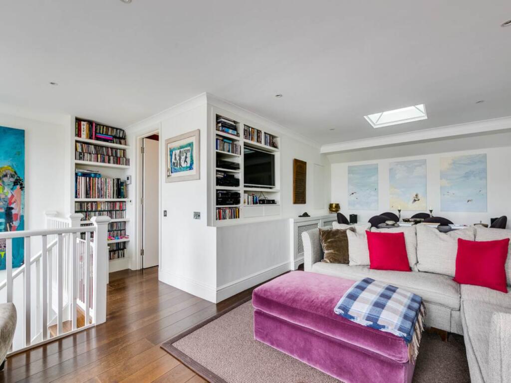 Main image of property: Queens Gate Terrace, London, SW7 ,