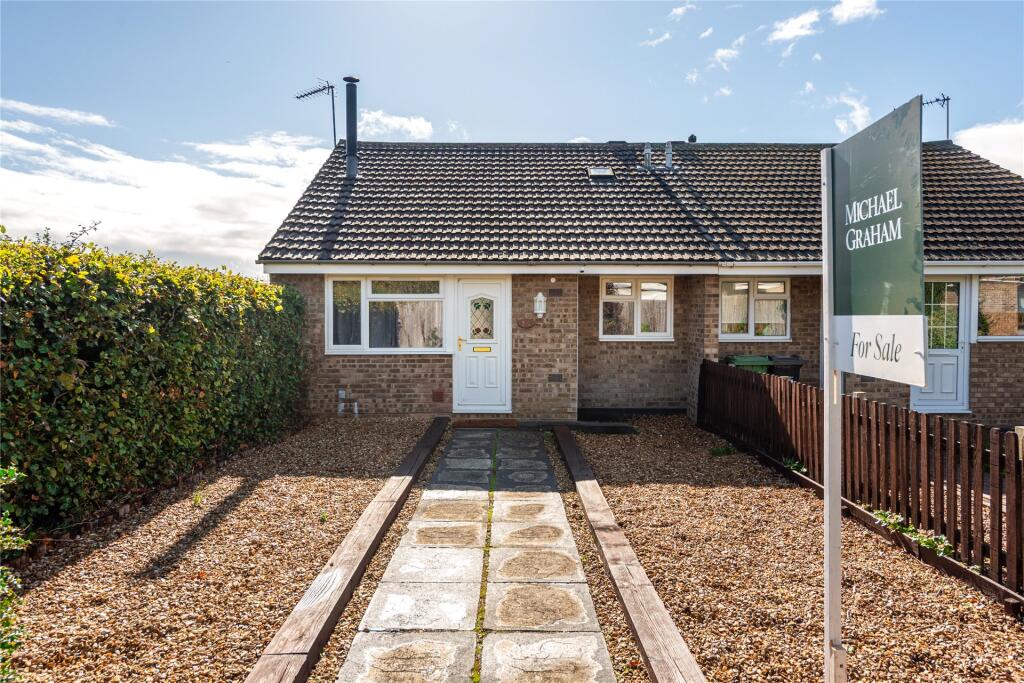 Main image of property: Lewis Close, Newport Pagnell, Buckinghamshire, MK16