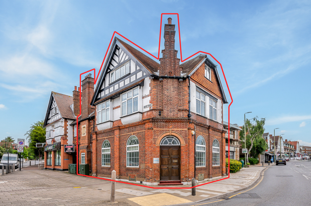 Main image of property: Mottingham Road, Mottingham, London SE9 4QZ