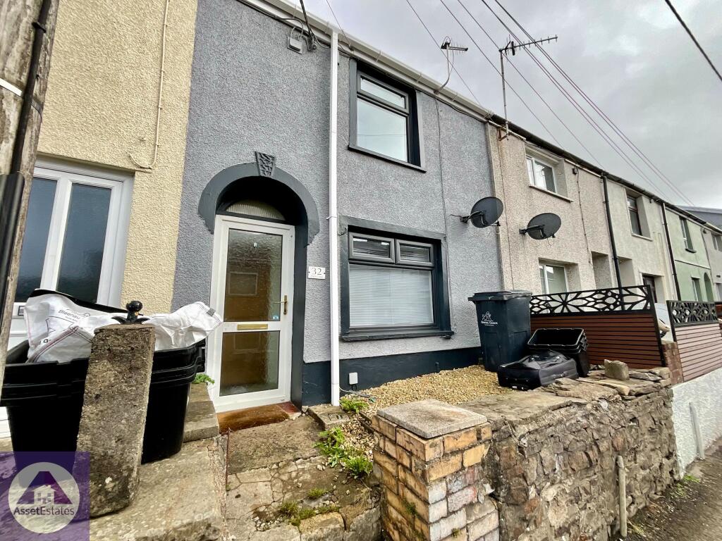 Main image of property: Garn Cross, Nantyglo