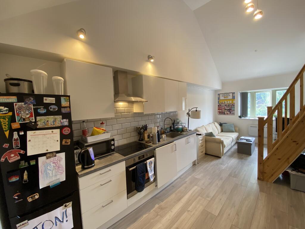Main image of property: 12A Nascot Street, Watford, 
