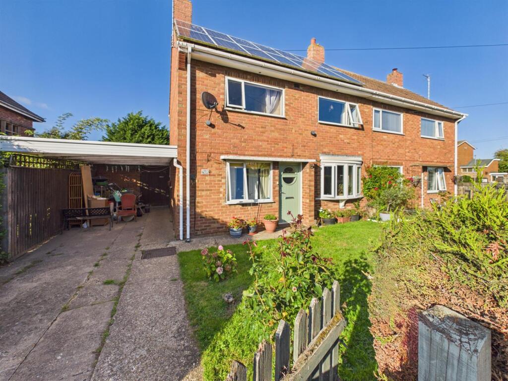 Main image of property: The Link, Louth