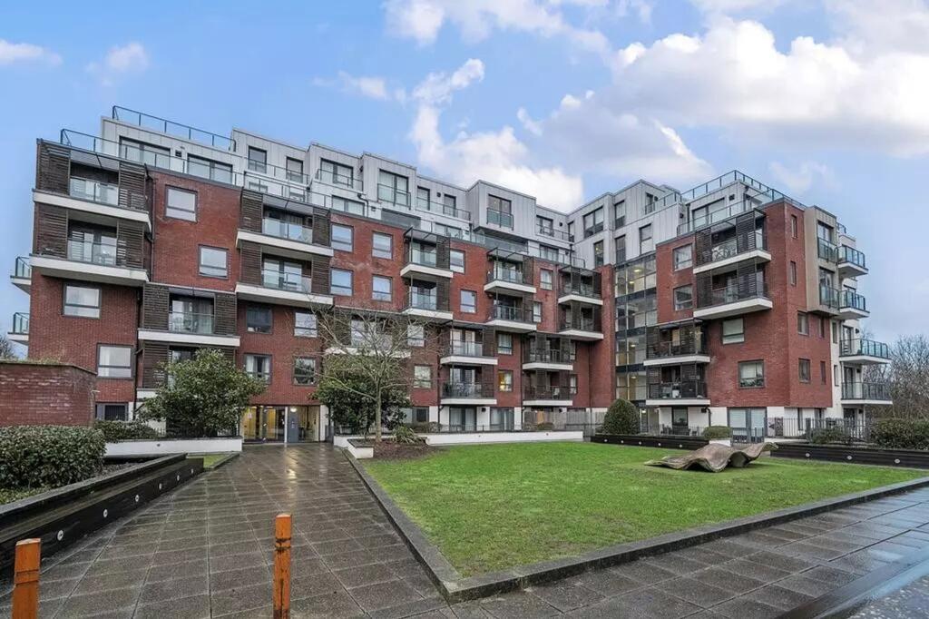 Main image of property: Green Lane, Brunel Court, HA8