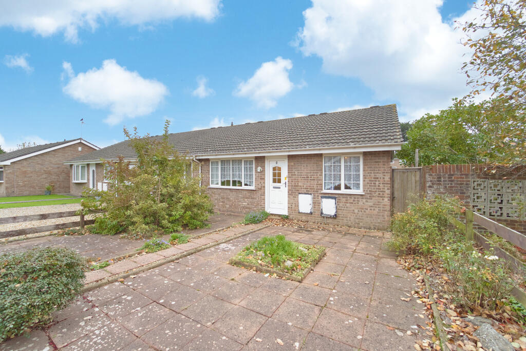 Main image of property: Summer Lane North, Worle, BS22