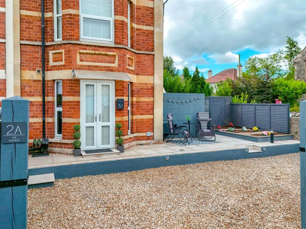 Main image of property: Beautiful Victorian garden apartment in the heart of Yatton