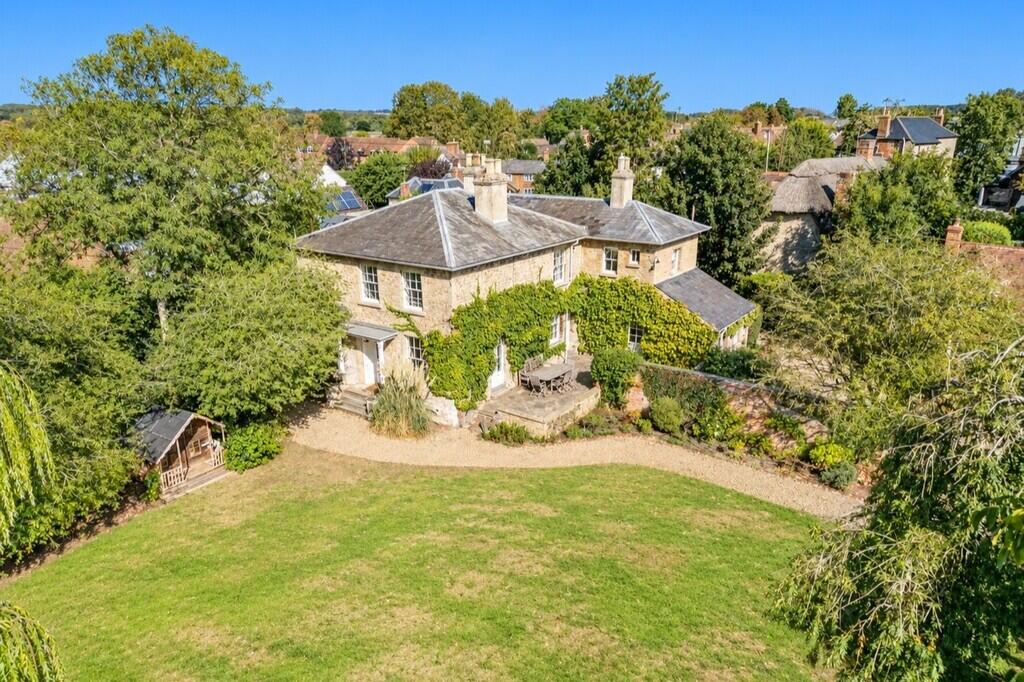 Main image of property: Thame Road, Stadhampton