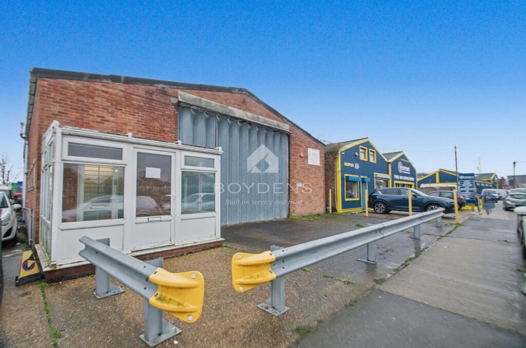 Main image of property: Oxford Road, Clacton