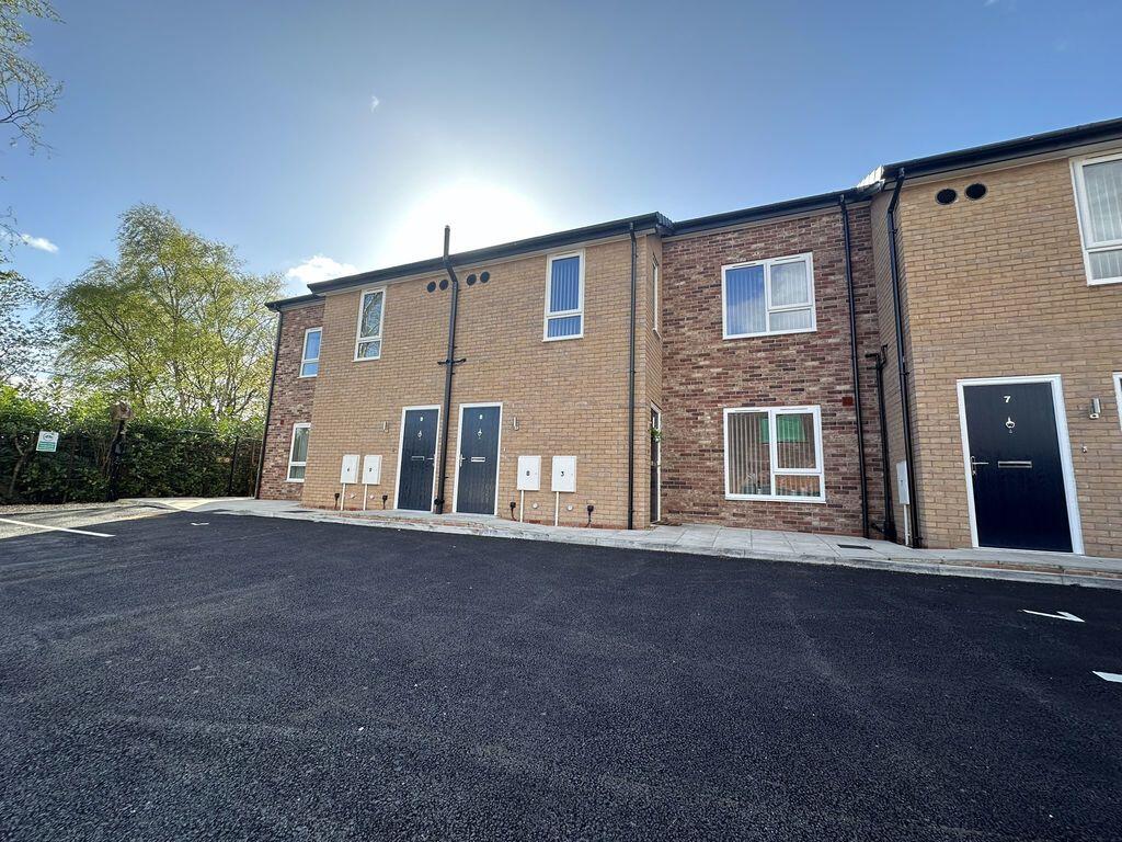 Main image of property: Flat 4 Kings Pit Mews, Brook Lane, Orrell, WN5 8JJ