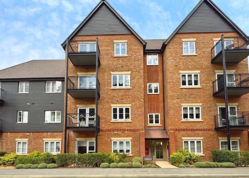 Main image of property: Aspen Road, High Wycombe, Buckinghamshire