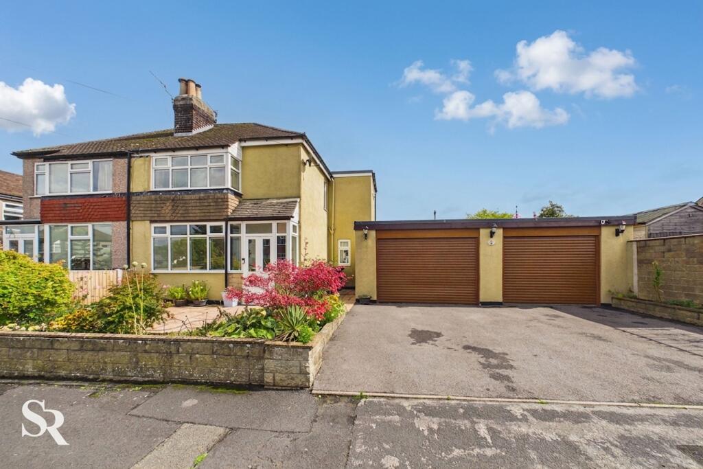 Main image of property: Beresford Road, Chapel-En-Le-Frith, SK23