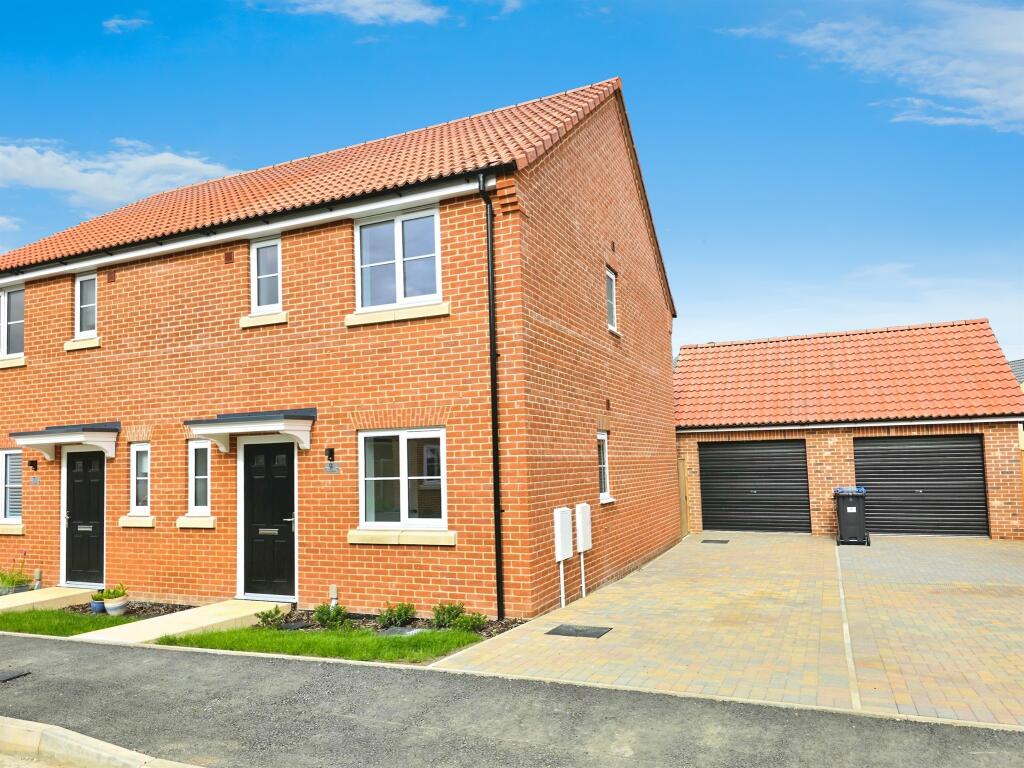 Main image of property: St. Johns Hill, Bungay