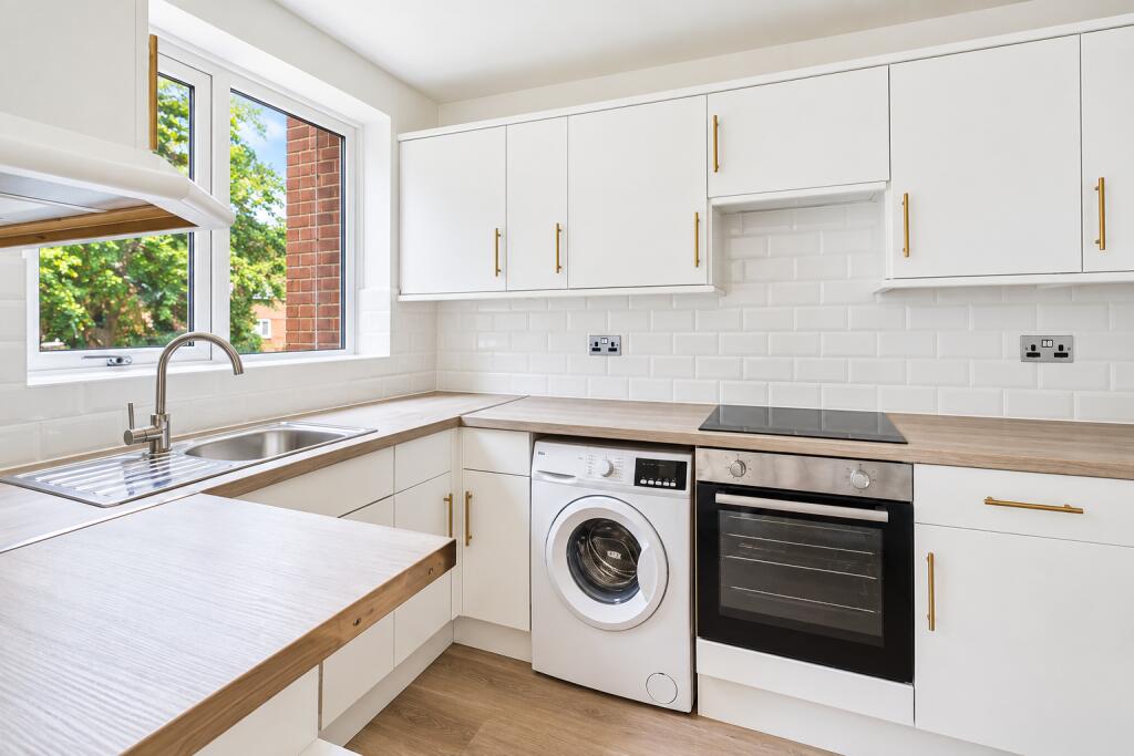 Main image of property: Carey Court, Gravel Hill Close, London, DA6 7NT