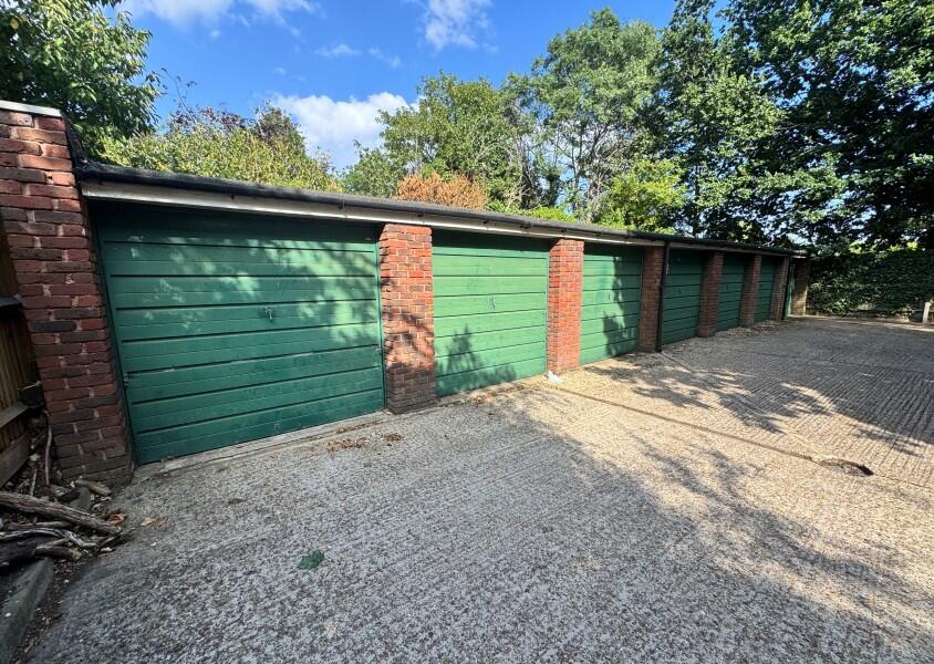 Main image of property: GARAGE, REAR OF 51 LONG LANE, FINCHLEY, N3