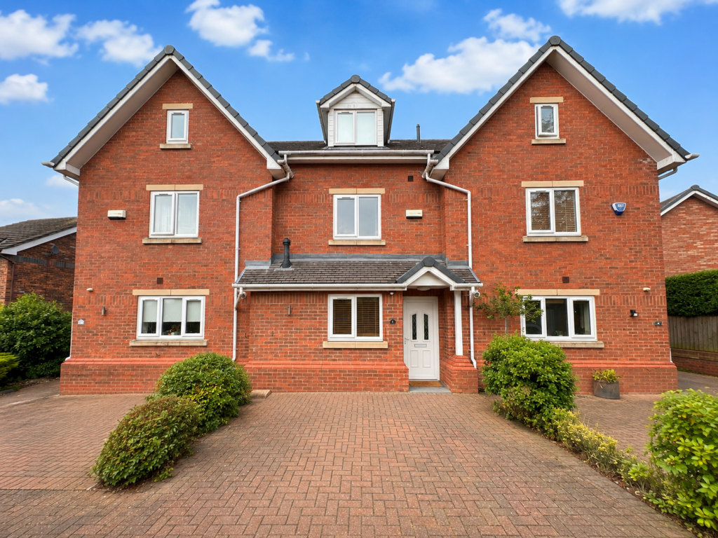 Main image of property: 6 The Ridgeway, Tarvin, Cheshire, CH3 8JW