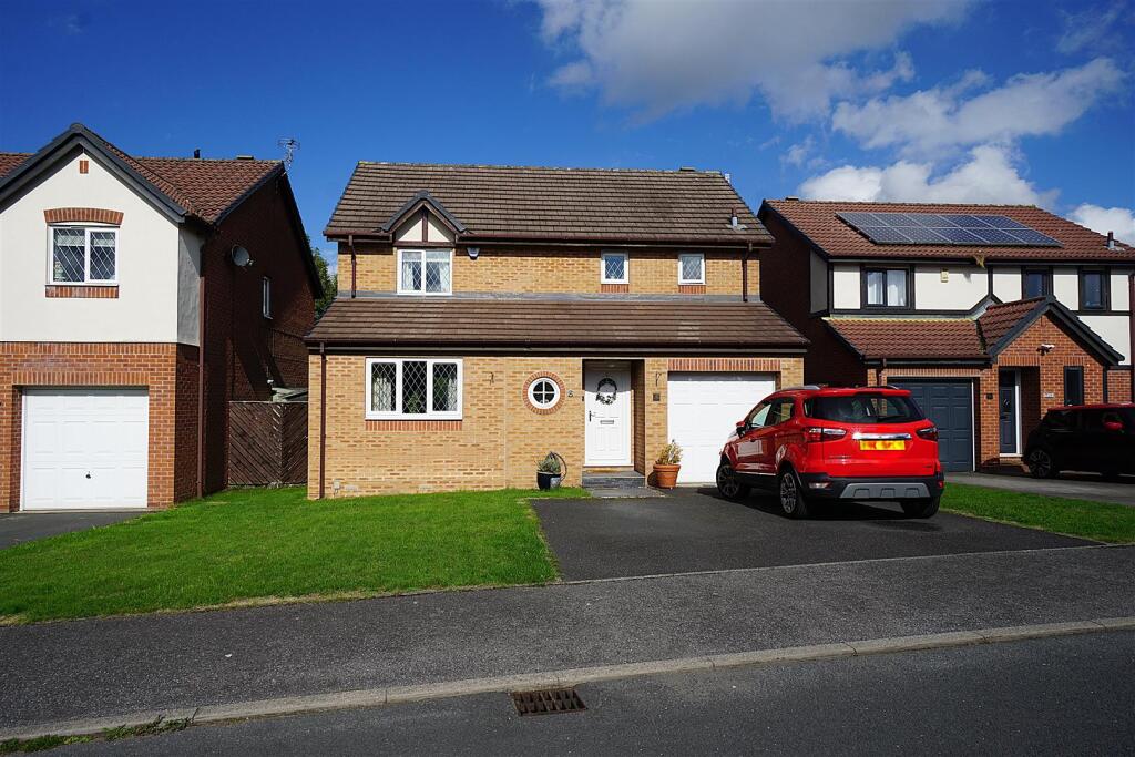 Main image of property: Linden Park Grove, Ashgate, Chesterfield