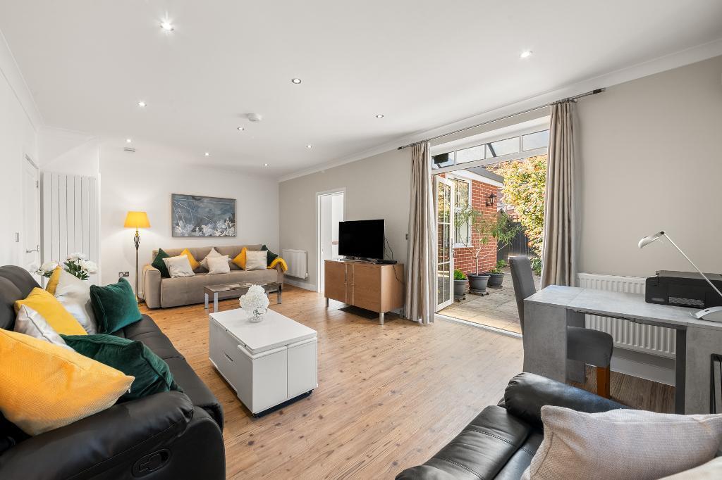 Main image of property: Bentley Close, Hanwell, London, W7 3DL