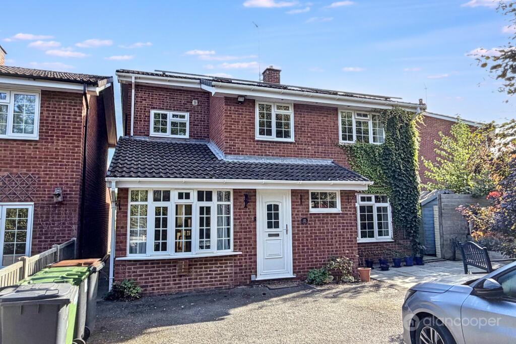 Main image of property: Chartwell Close, Whitestone, Nuneaton, CV11 6SL