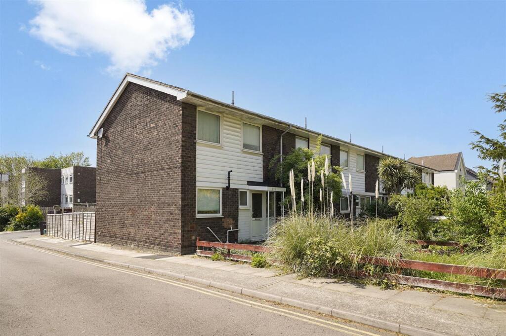 Main image of property: Baring Road, London, SE12