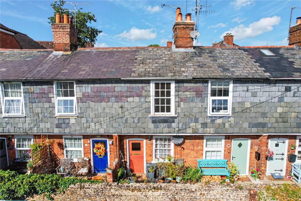 Main image of property: Mead Lane, Farnham, Surrey, GU9