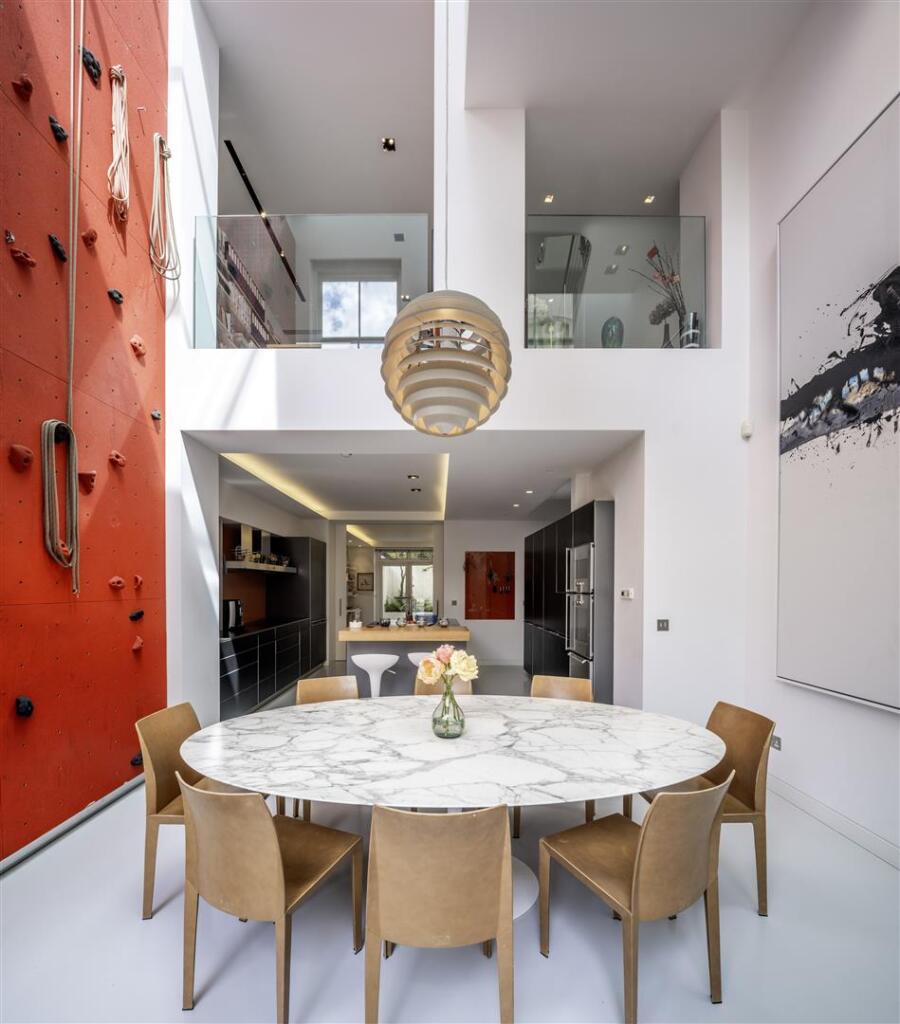 Main image of property: Randolph Avenue, Little Venice, W9