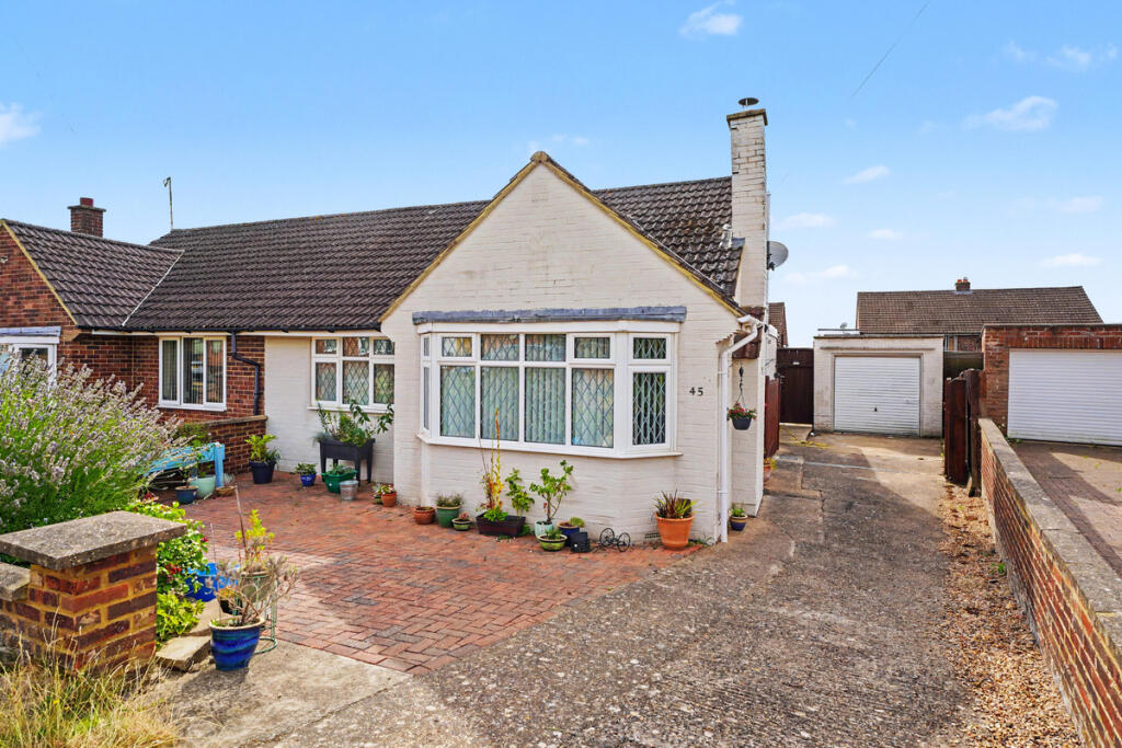Main image of property: Quantock Crescent, Northampton, NN5 6DN