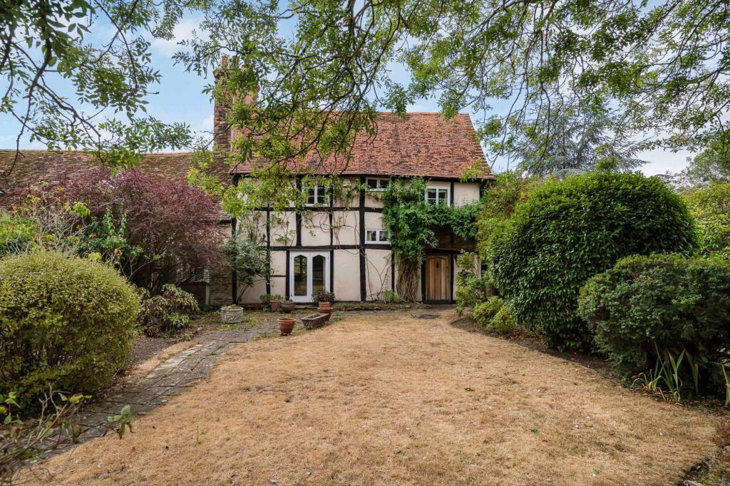 Main image of property: Thame Road, Warborough, OX10