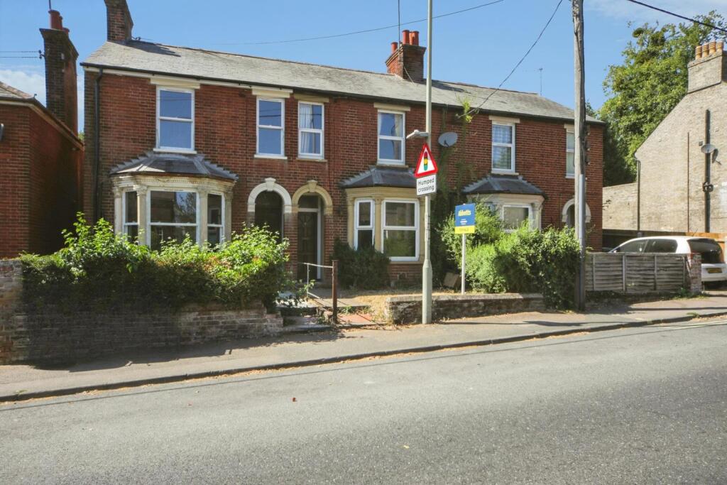 Main image of property: Ipswich Road, Stowmarket, Suffolk, IP14